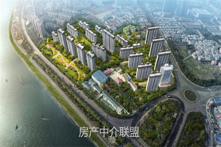 七中十三小学区河景房精装温馨小三居85平47万证件齐全